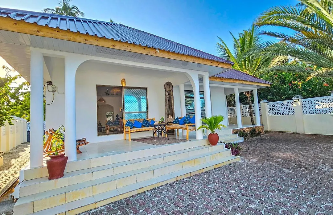 Zoi Beach House-1
